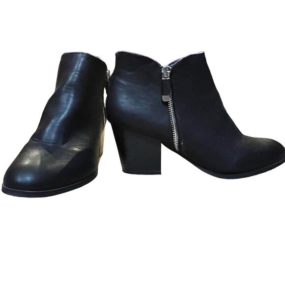Style & Company Masrinaa Ankle Booties black womens size 9.5 - Picture 2 of 10
